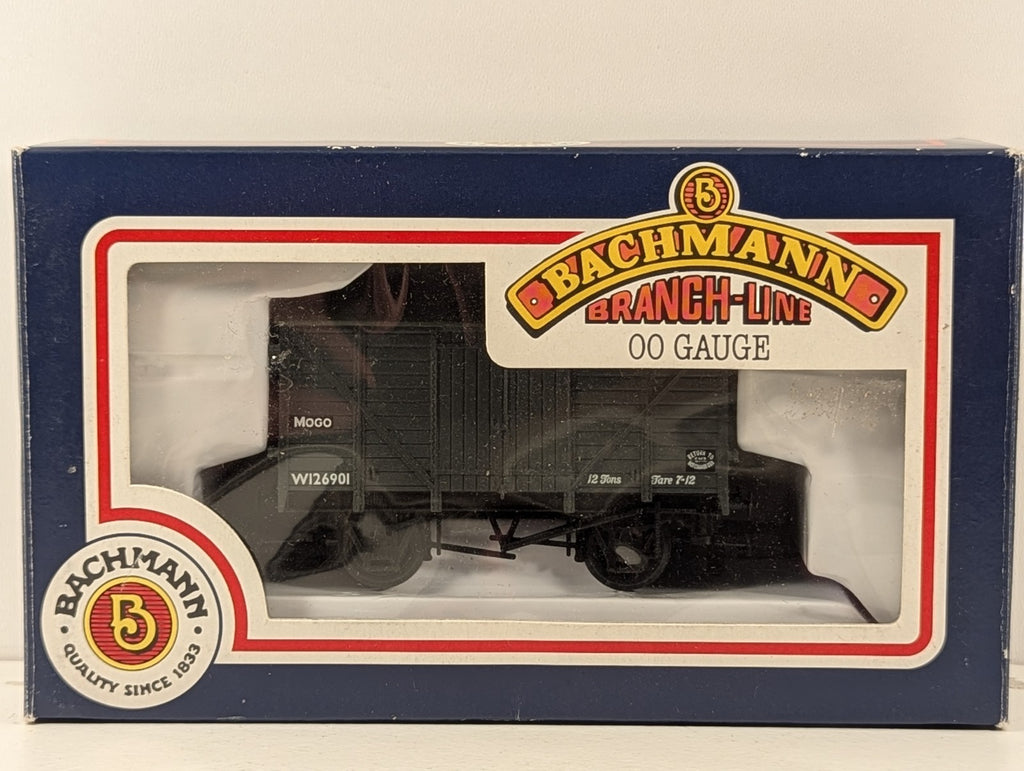 Bachmann Branchline OO Gauge 12-Ton ‘Mogo’ Van Wagon in BR Grey