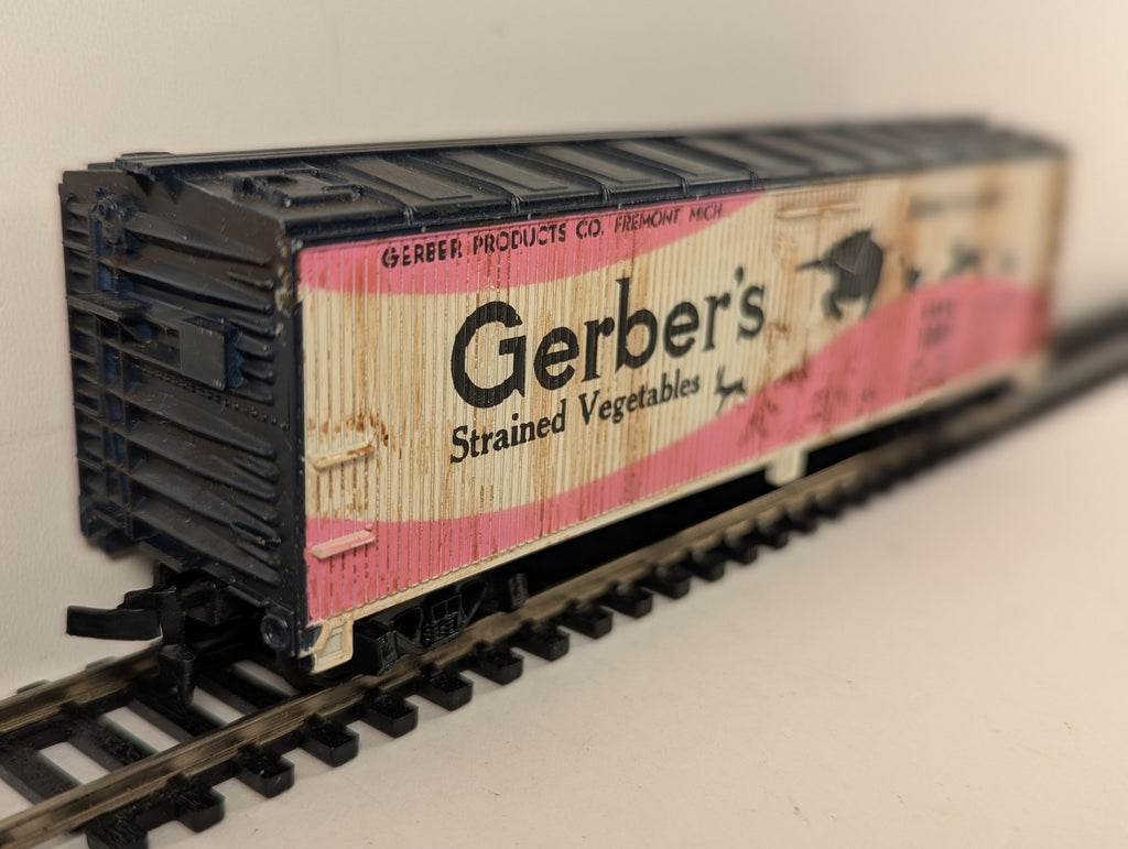 Tyco HO Scale Gerber's Woodside Reefer Goods Wagon GSVX 1001