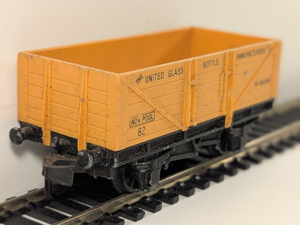 Hornby Dublo OO Gauge United Glass Bottle Manufacturers Open Wagon Goods Wagon
