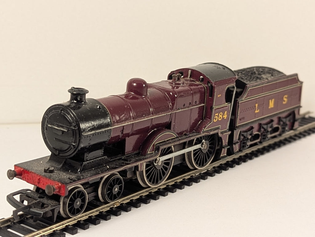 Hornby OO Gauge 4P 4-4-0 Midland Compound – Repainted LMS Maroon