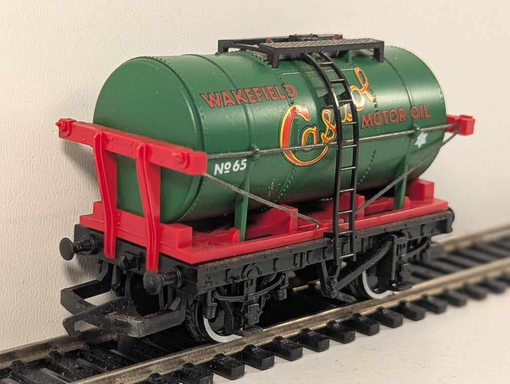 Hornby Railways R.127 Castrol Tank Wagon