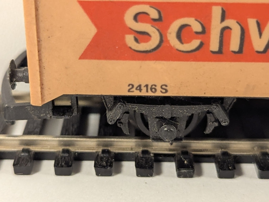 Hornby OO Gauge Schweppes Tonic Water Closed Van Goods Wagon 2416 S