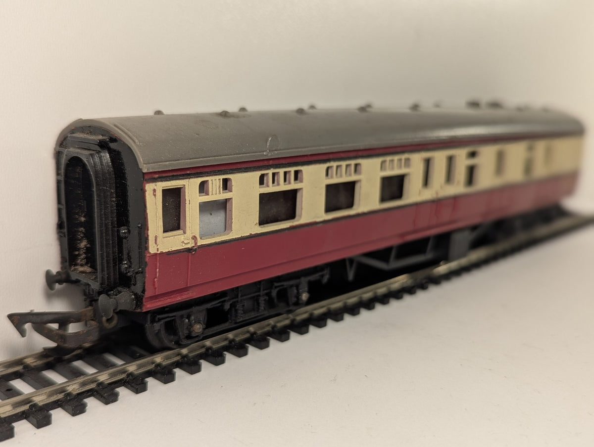 Tri-ang OO Gauge BR Mk1 Brake Second Coach Passenger Coach M34000
