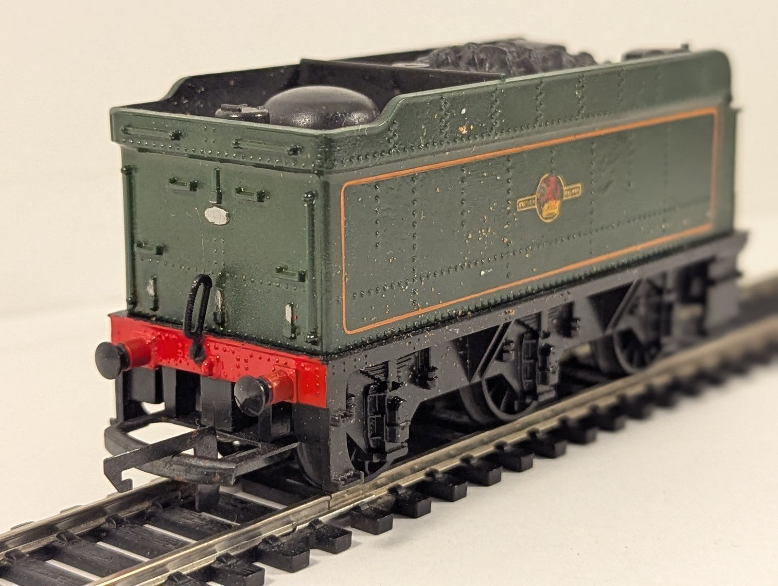 Tri-ang OO Gauge BR 6-Wheel Tender BR Green