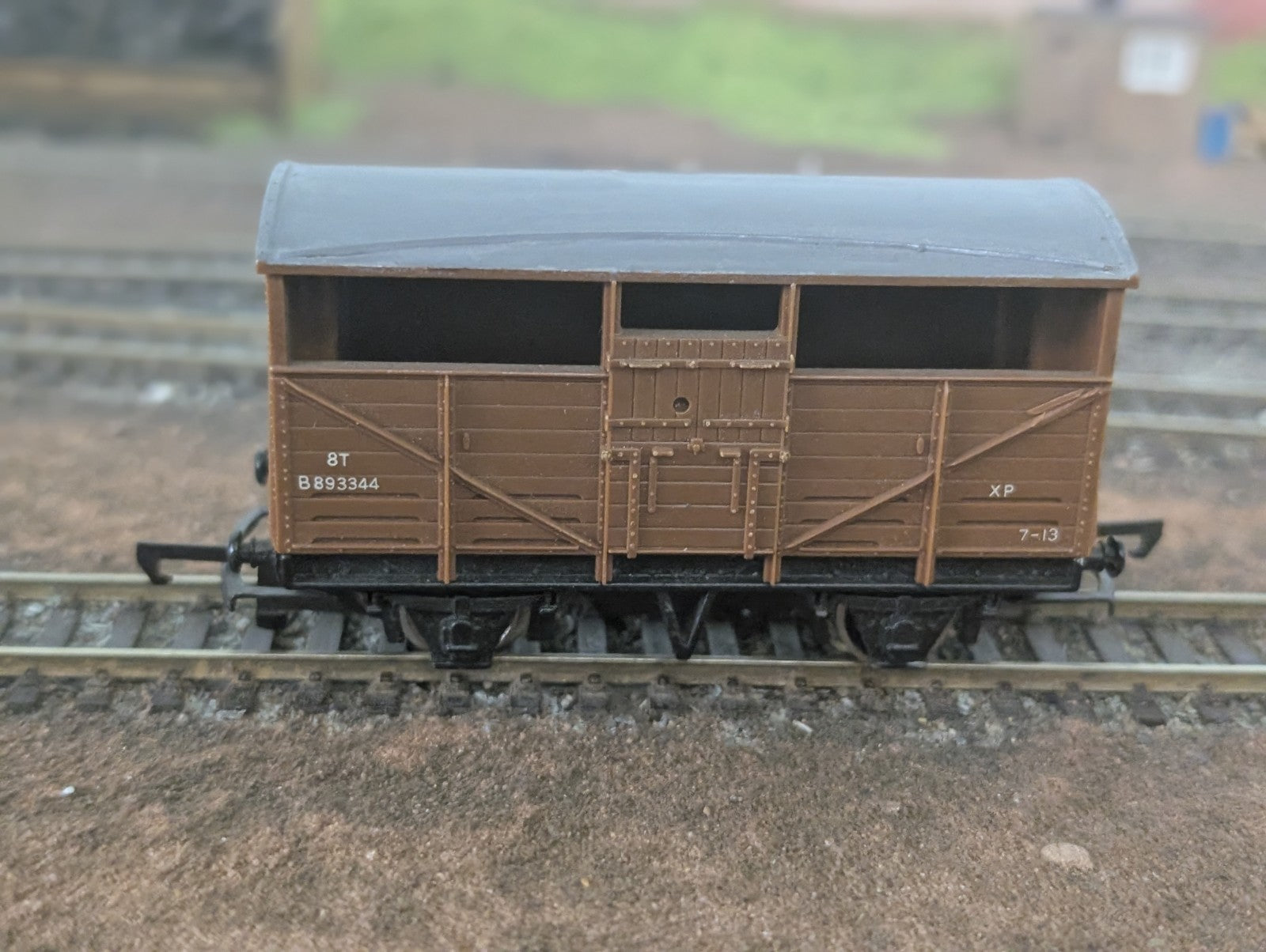 Wrenn W4630 8 Ton Cattle Wagon OO Gauge