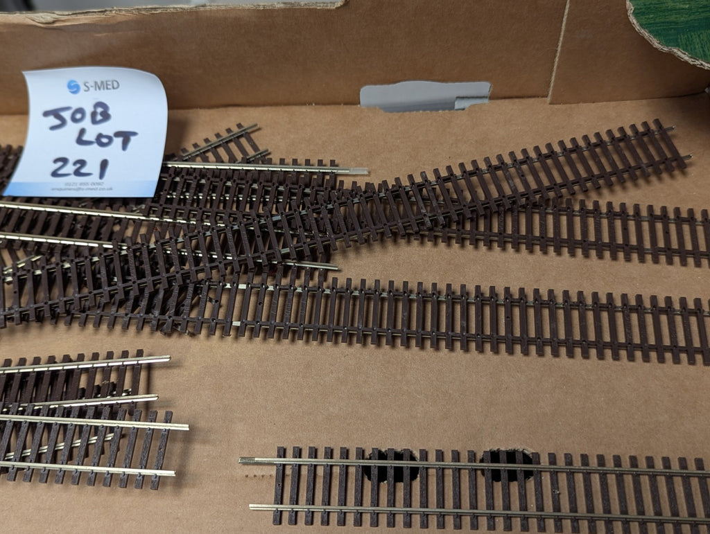 Atlas HO Gauge Job Lot of Model Railway Track