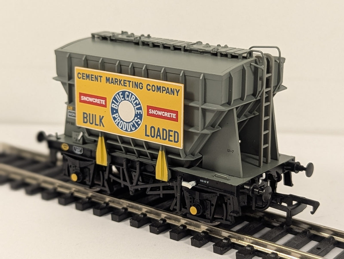 Bachmann OO Gauge Presflo 22t Cement Wagon Cement Marketing Company Goods Wagon