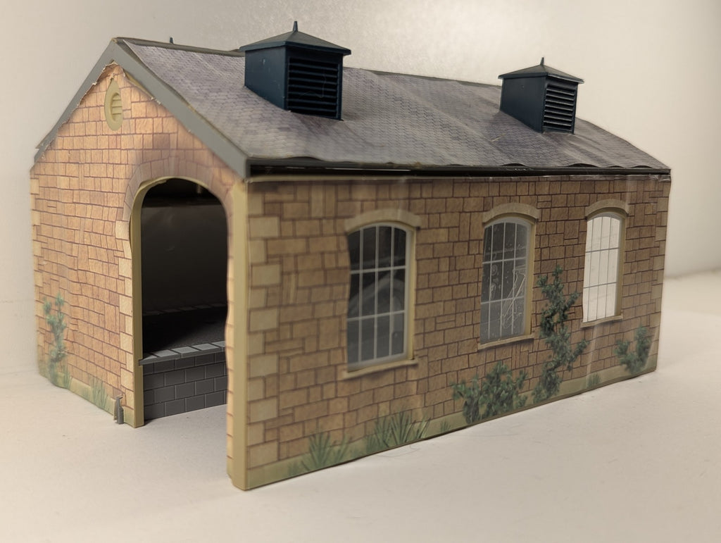 Hornby OO Gauge Goods Shed Building R460
