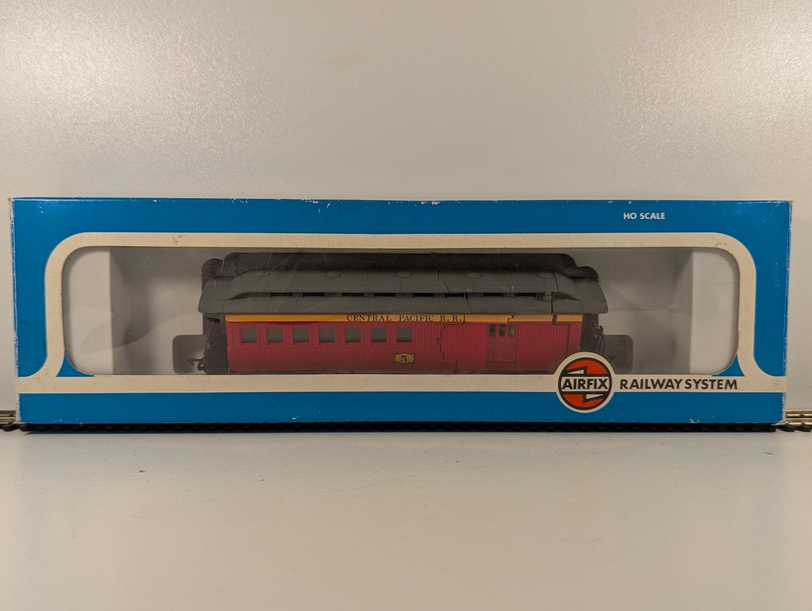 Airfix Railway System 54051-5 “Wild West Adventure Exploding Car”