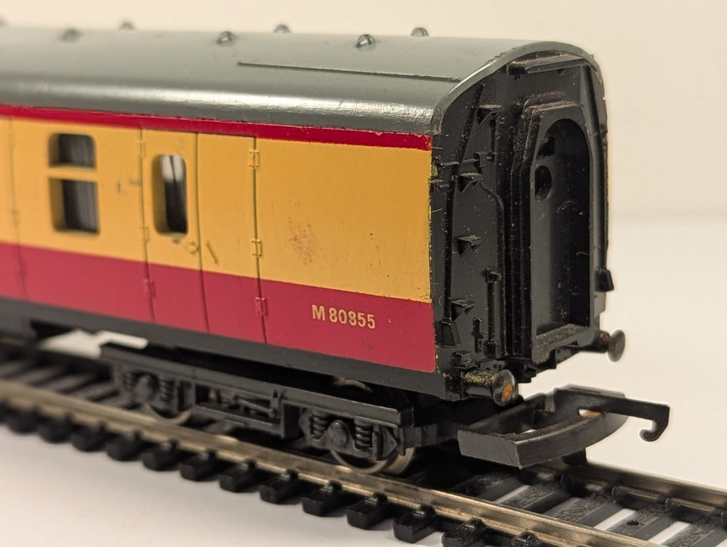 Lima OO Gauge BR Mk1 BSK Brake Second Corridor Coach M80855 Crimson