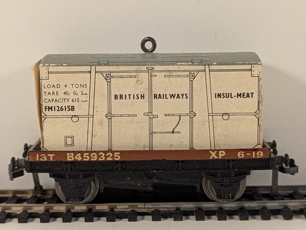 Hornby Dublo OO Gauge Furniture Container Wagon