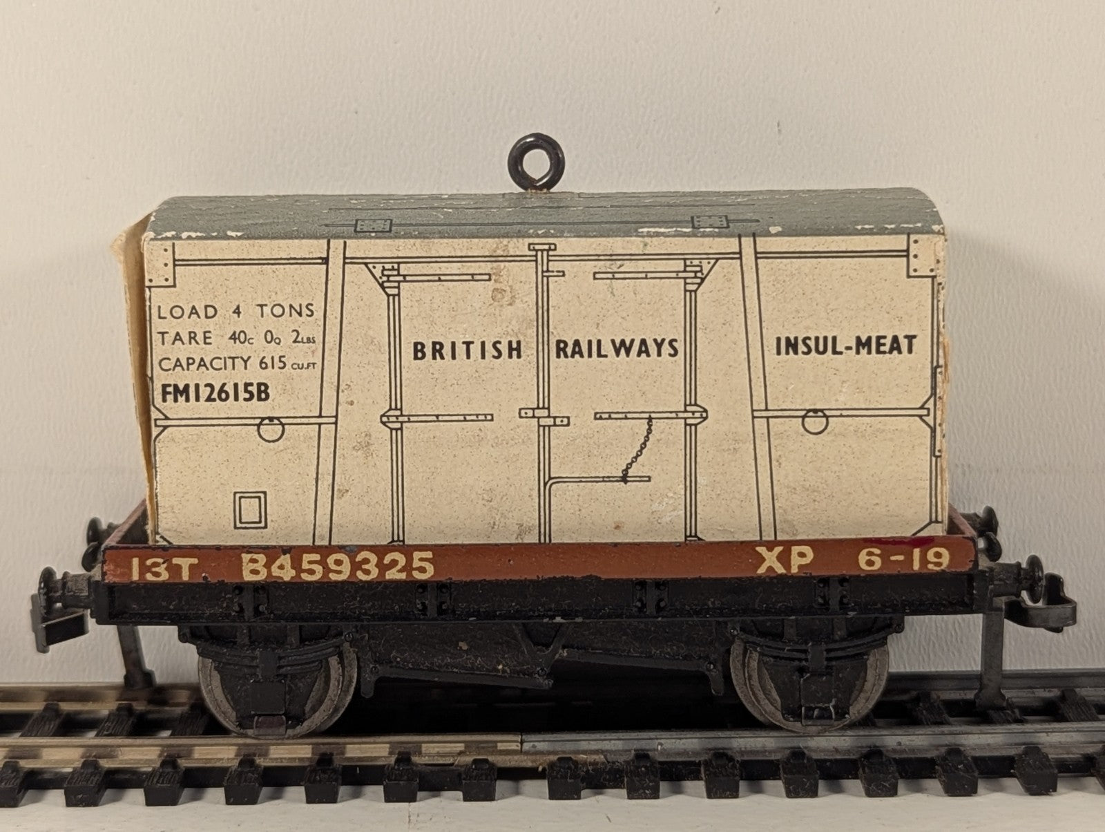 Hornby Dublo OO Gauge Furniture Container Wagon