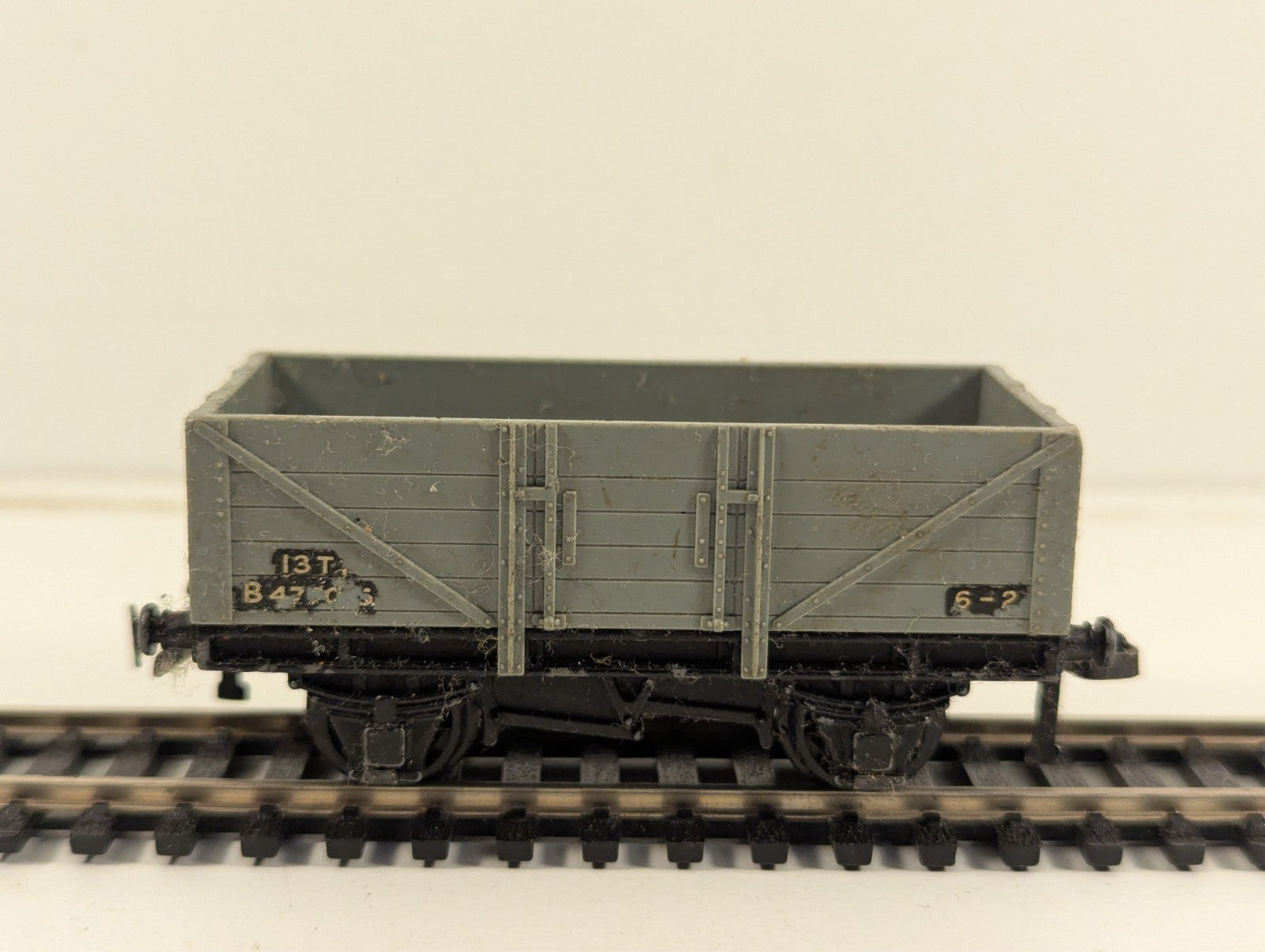 Hornby Dublo OO Gauge Grey Open Wagon - Damaged Lettering & Numbering