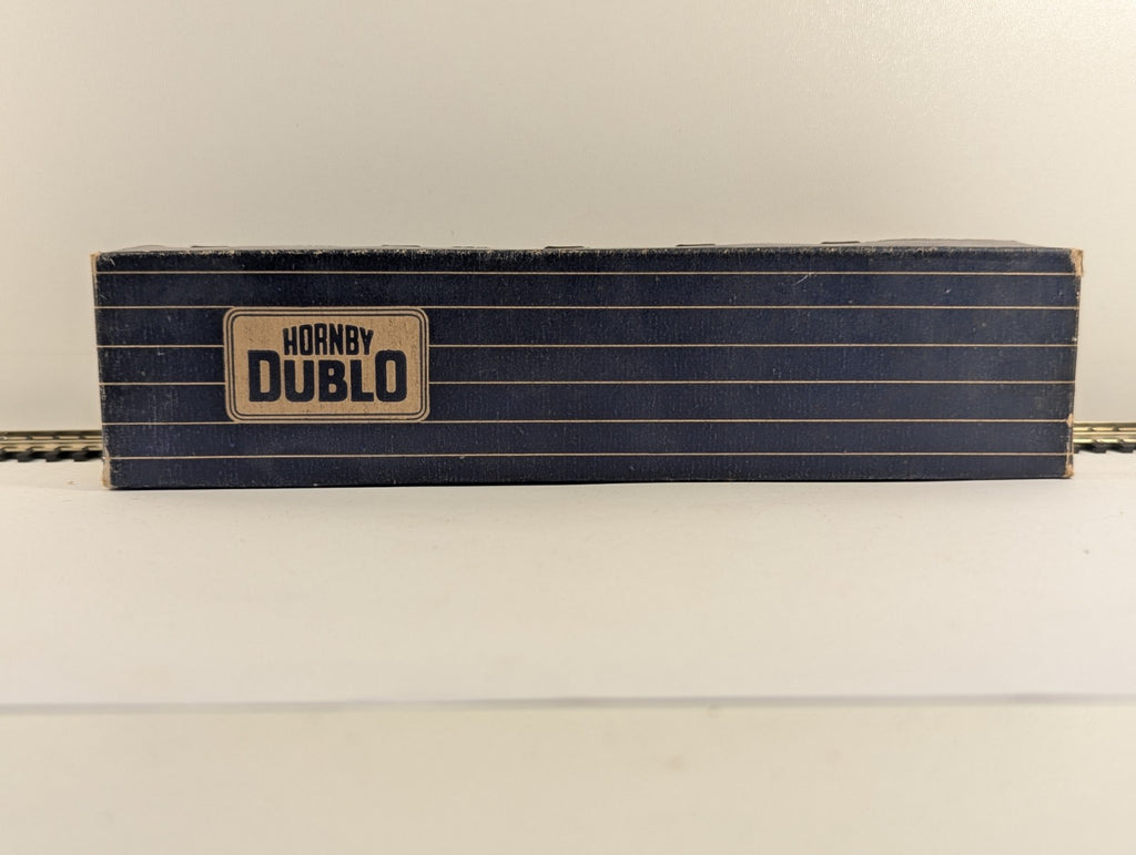 Hornby-Dublo 32090 OO Gauge D13 Suburban Coach - Boxed