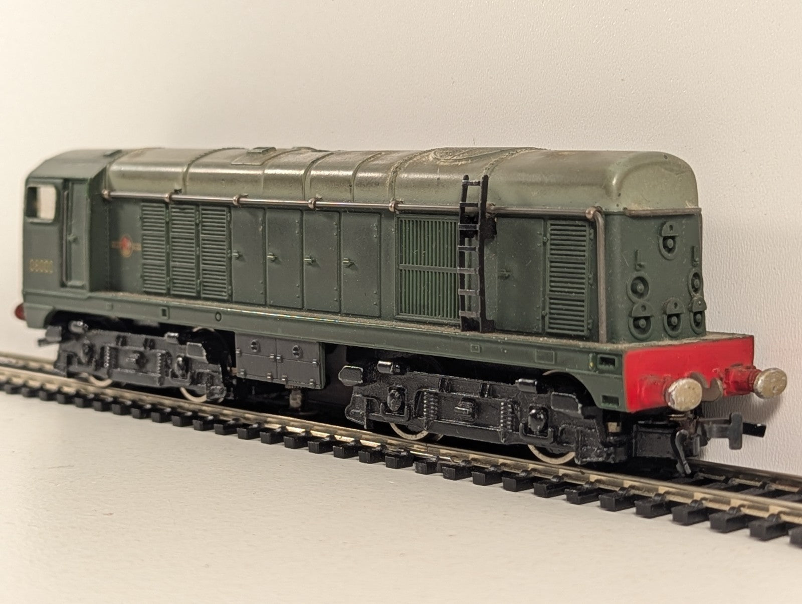 Hornby Dublo L30 OO Gauge BR Class 20 Diesel Locomotive Green - 3 Rail