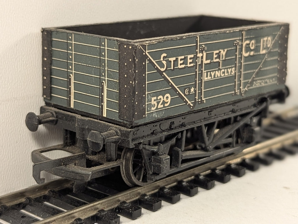 Dapol OO Gauge 7 Plank Open Wagon 'Steetley Co. Ltd.' Goods Wagon 529