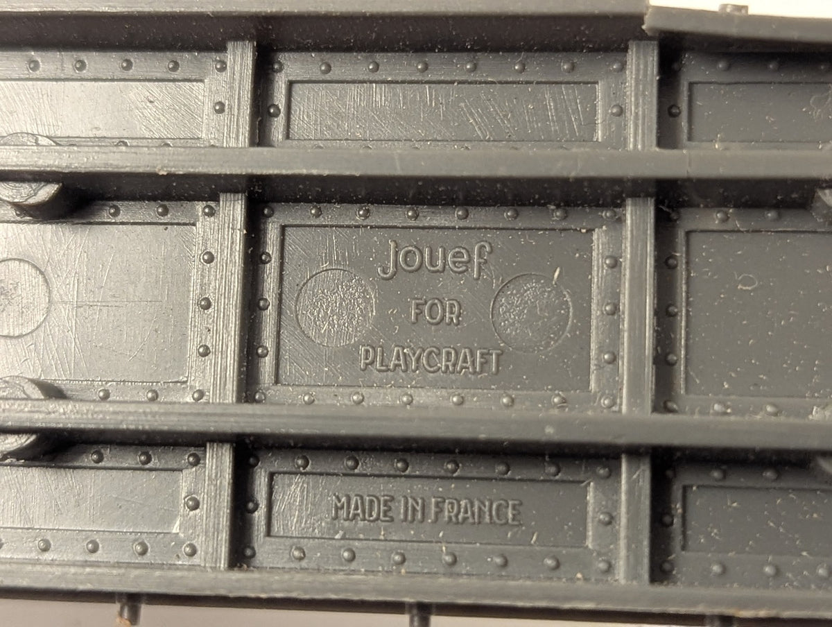 Playcraft HO Gauge Weltrol Wagon with Transformer Goods Wagon B900923 BR Grey