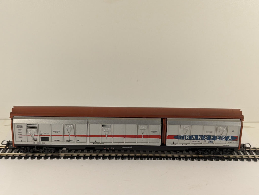 Electrotren HO Gauge Silver & Brown Sliding Wall Wagon