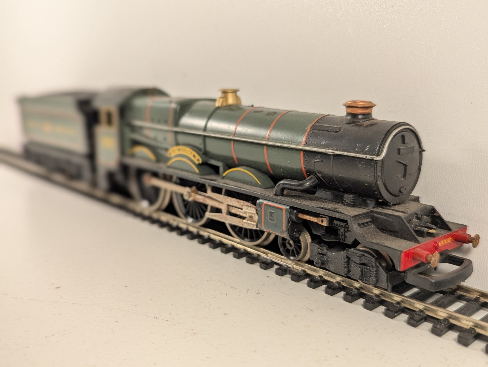 Lima OO Gauge King Class 'King George V' Steam Locomotive 6000 GWR Livery