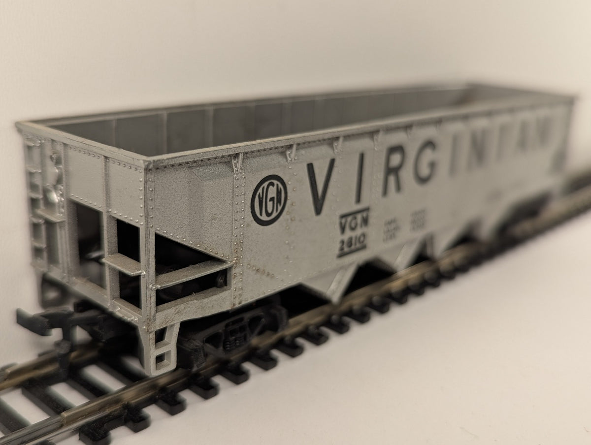 Bachmann HO Gauge 3-Bay Hopper Goods Wagon 2610 Virginian