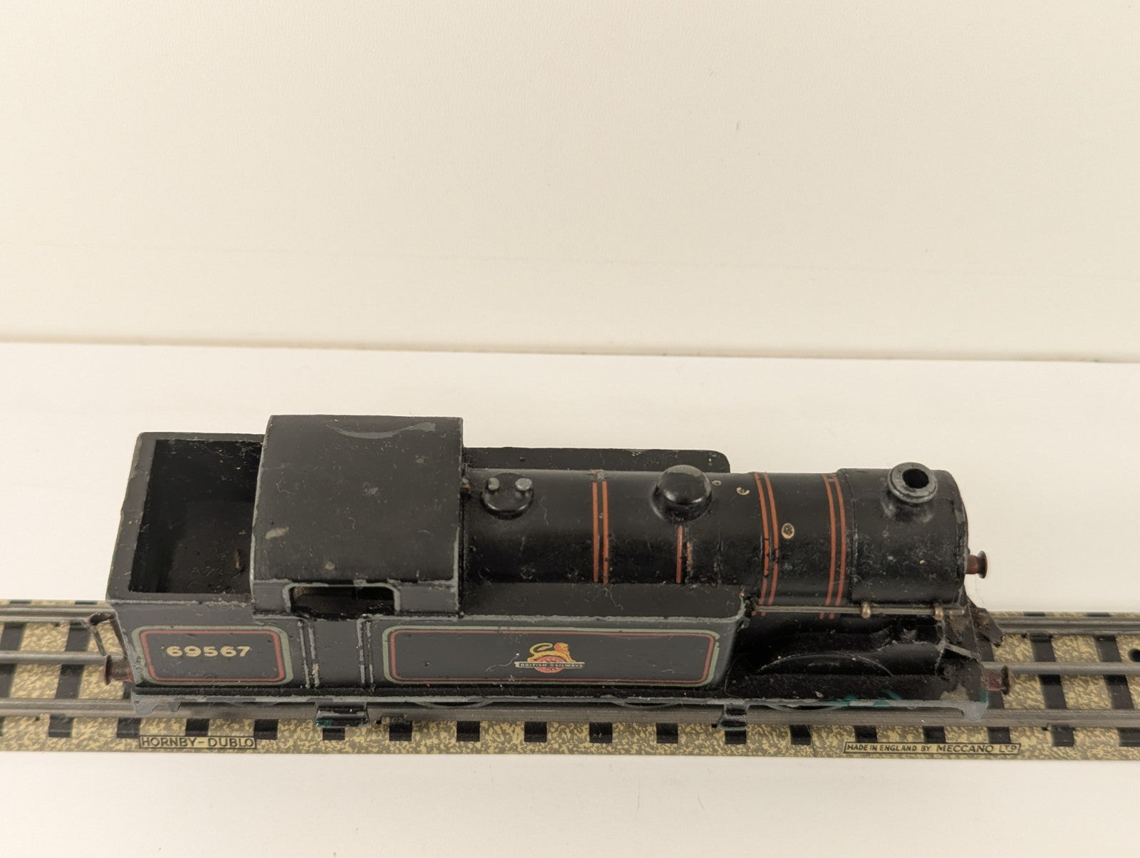 Hornby Dublo EDL17 OO Gauge 3-Rail LNER N2 Tank Non-Runner