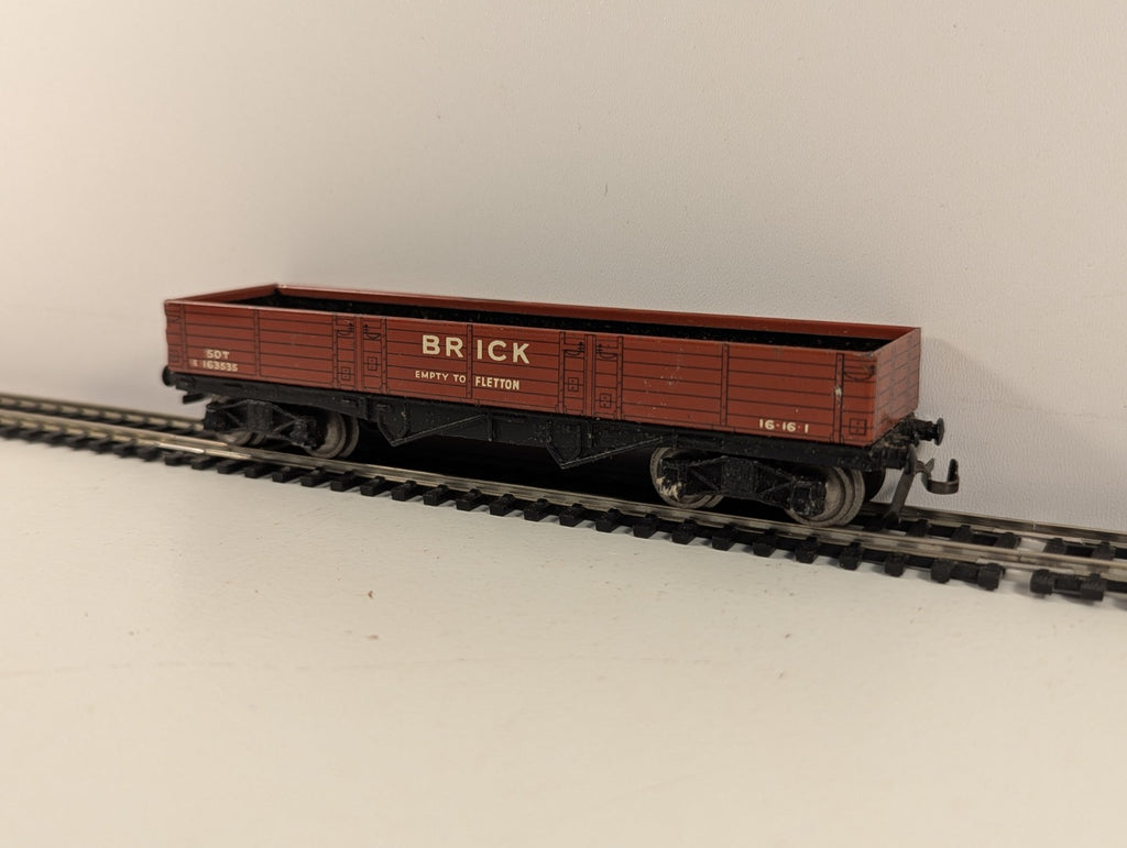 Hornby Dublo 32050 OO Gauge High Capacity Bogie Brick Wagon - Boxed