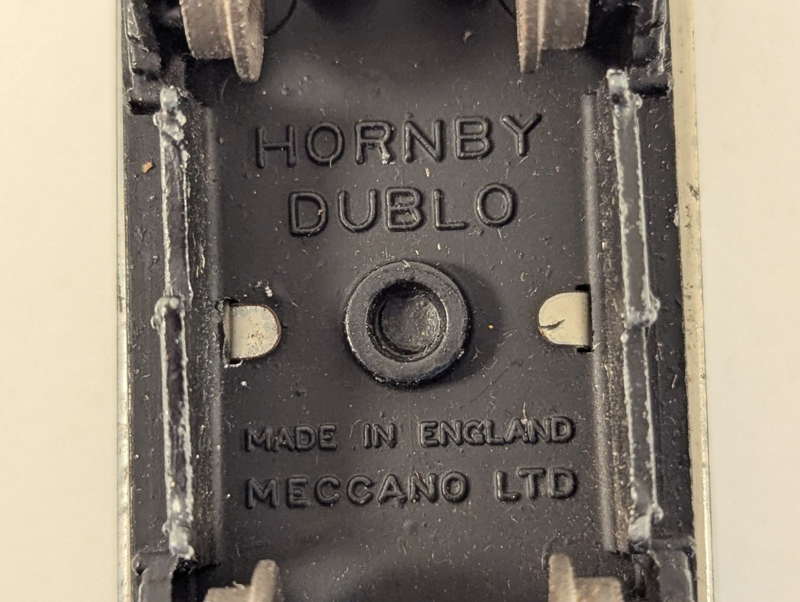 Hornby Dublo OO Gauge 10 Ton Ventilated Insulated Meat Van