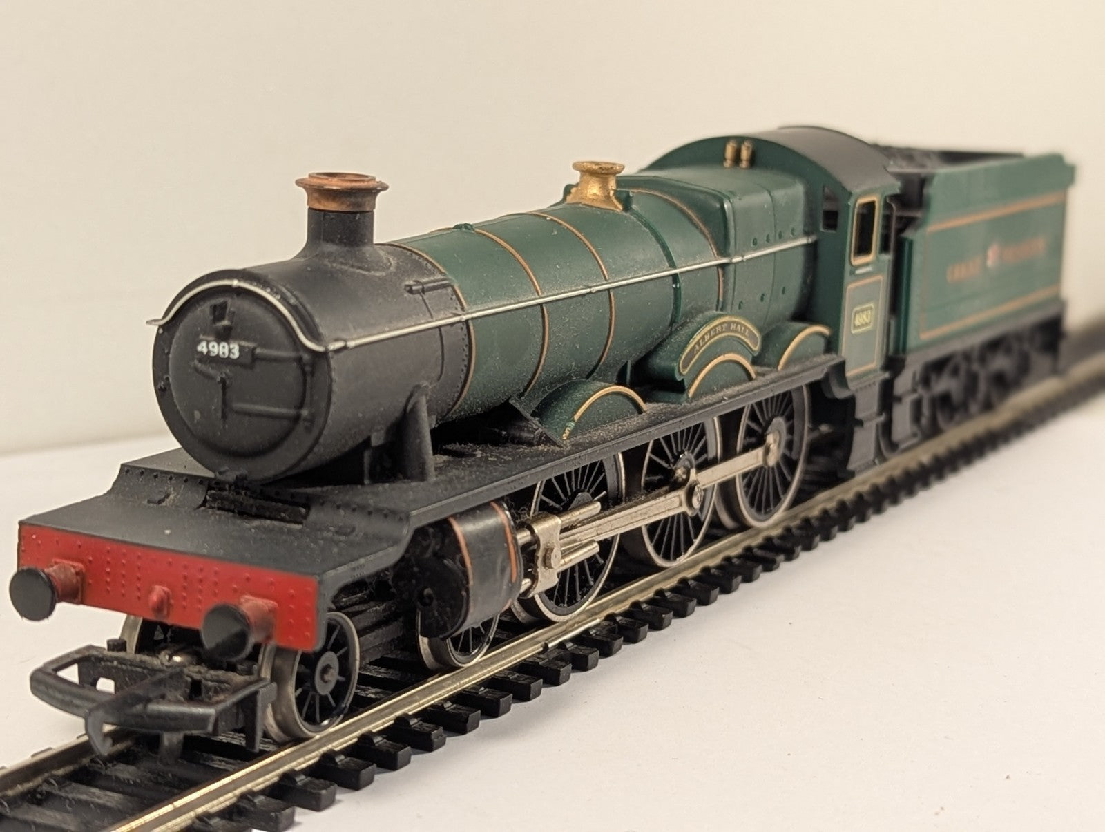 Hornby R759 GWR Hall Class 4-6-0 'Albert Hall' Steam Locomotive OO Gauge