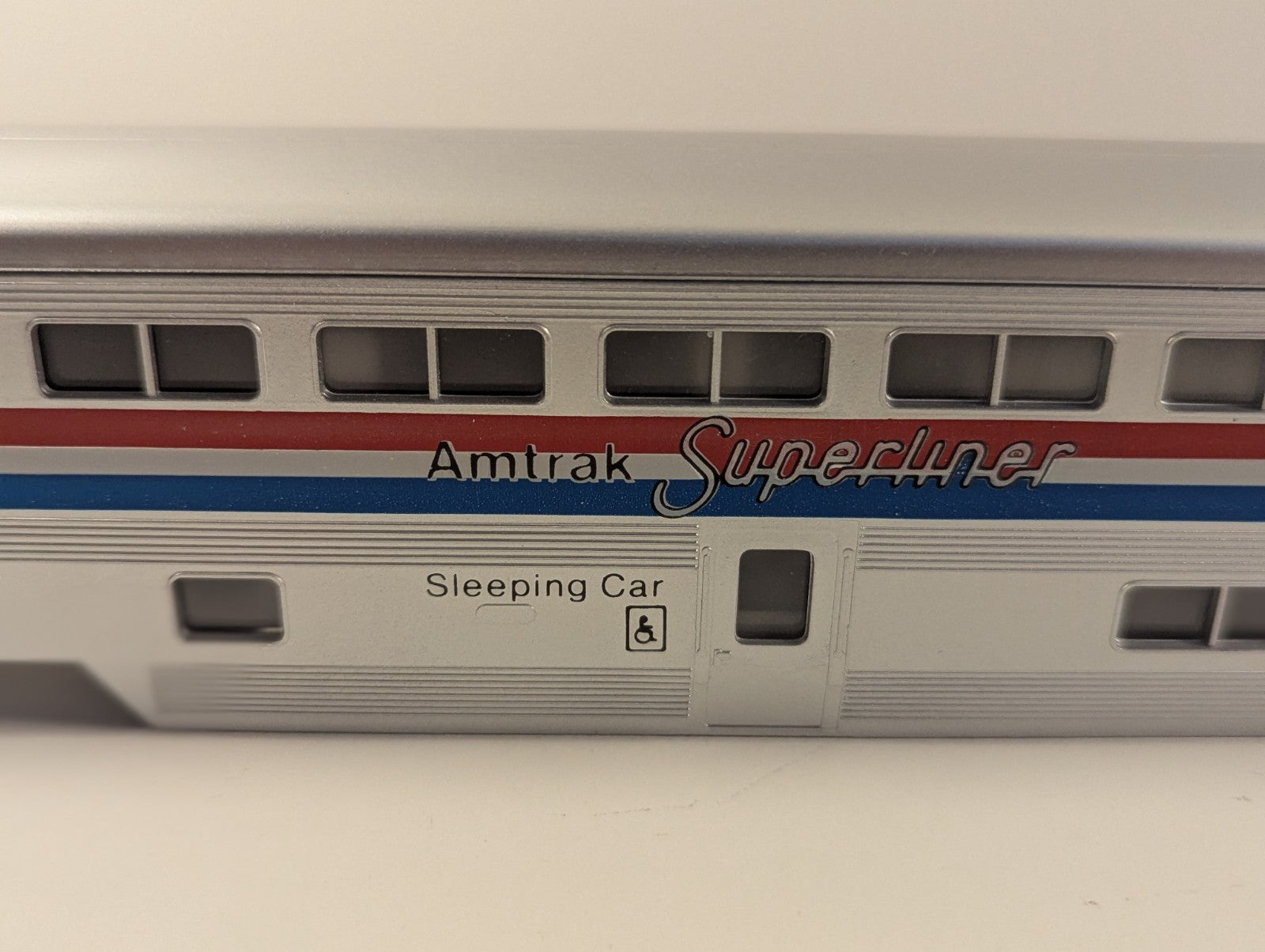 Con-Cor HO Scale Amtrak Phase III 85' Superliner Sleeper Car