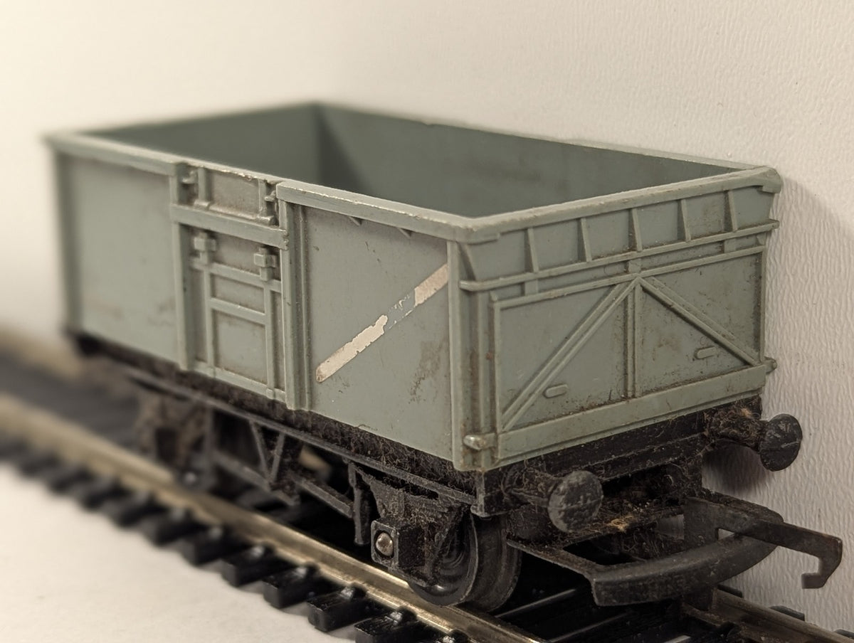 Tri-ang OO Gauge 16-Ton Mineral Wagon Goods Wagon B75201 BR Grey R.124