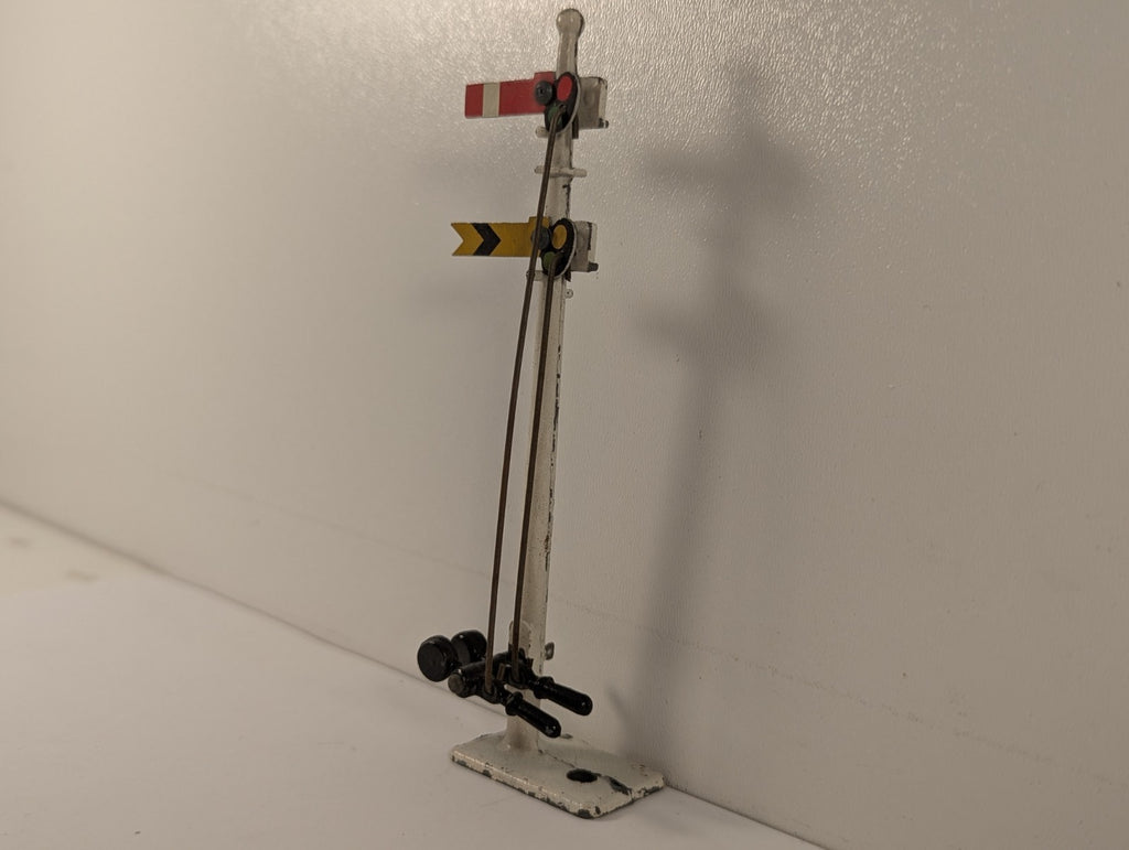 Crescent OO Gauge Railway Signal