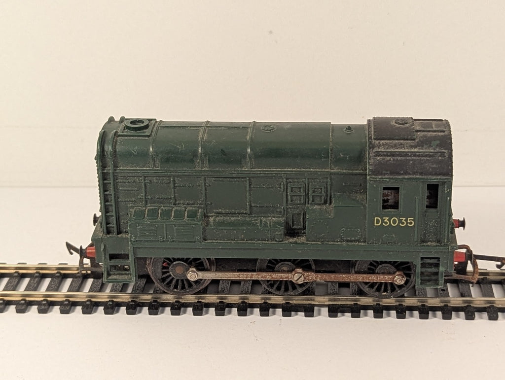 Tri-ang R152 OO Gauge Class 08 Diesel Shunter D3035 BR Green - Spares