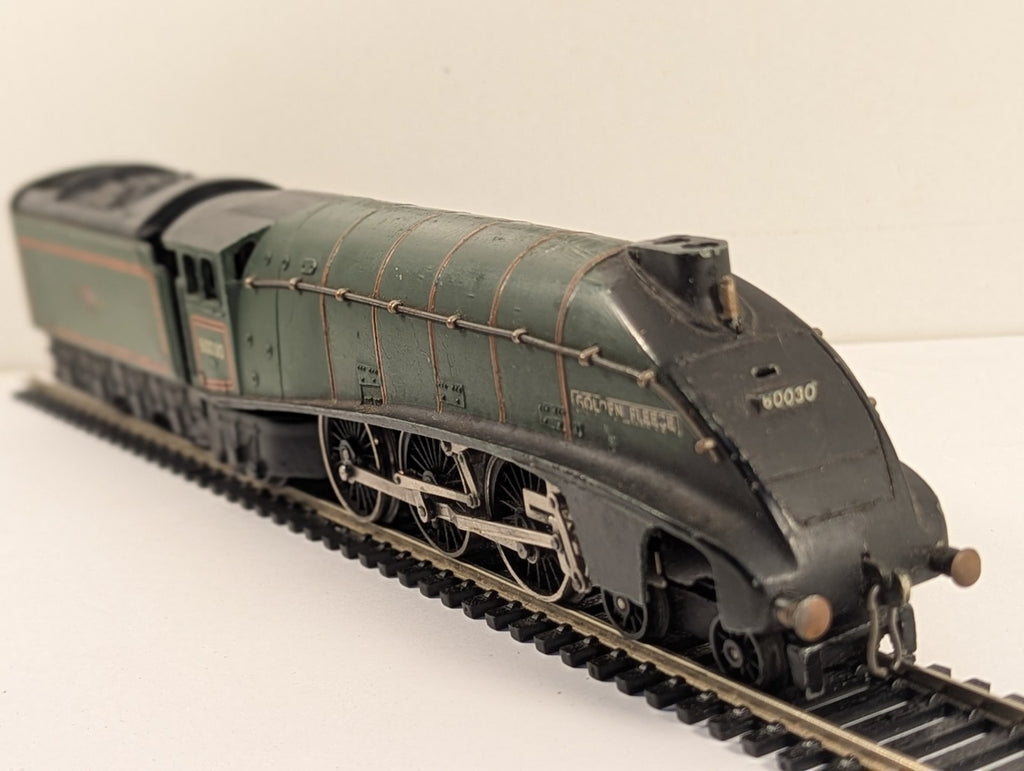 Hornby Dublo OO Gauge Class A4 60030 Golden Fleece BR Green Steam