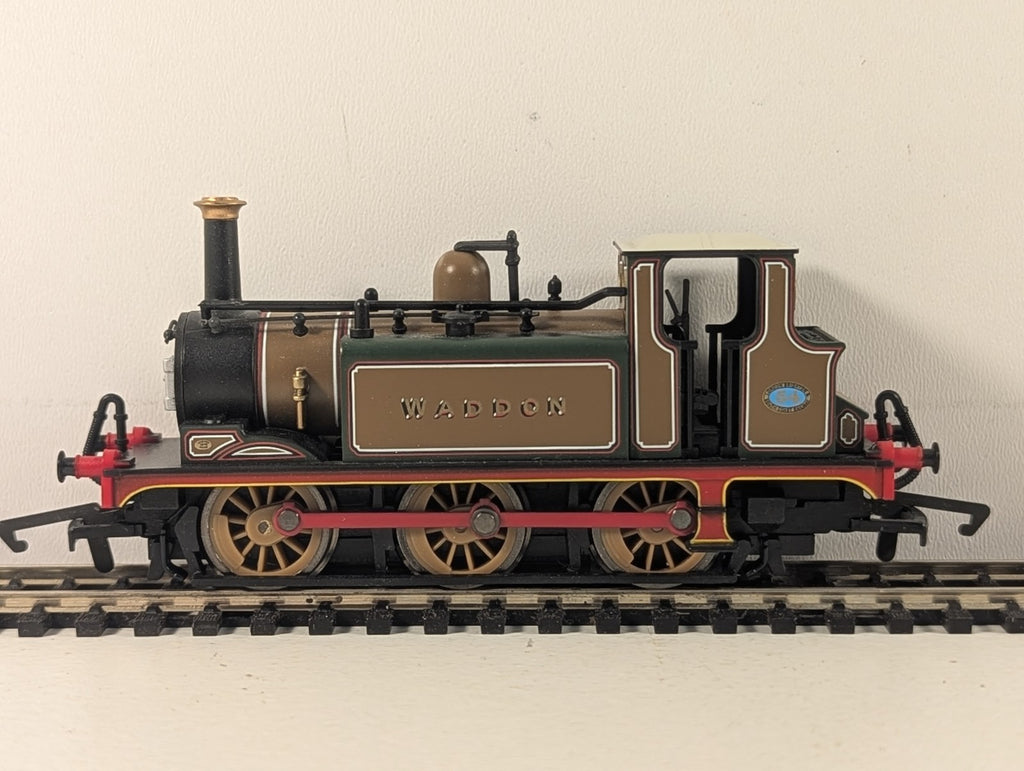 Hornby OO Gauge LBSC 0-6-0 Terrier Locomotive 'Waddon' Steam Locomotive