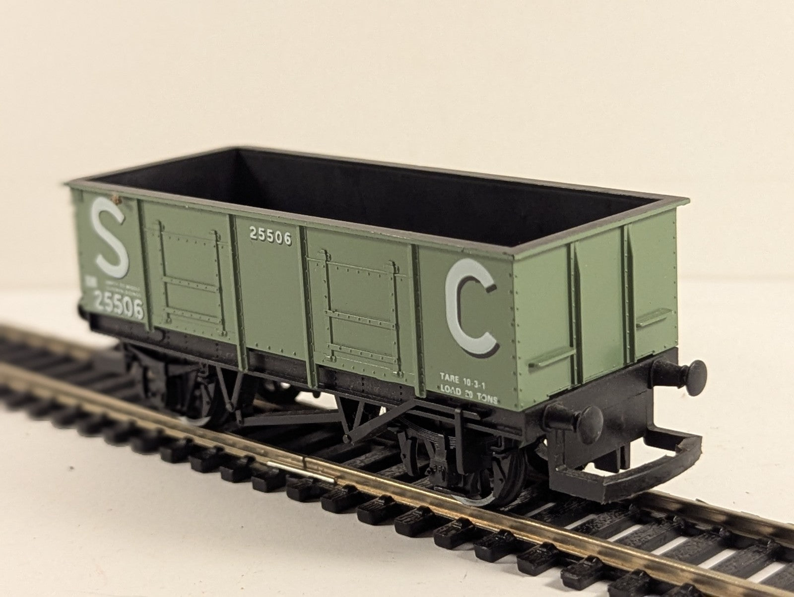 Hornby R730 Stephenson Clarke Steel Mineral Wagon OO Gauge
