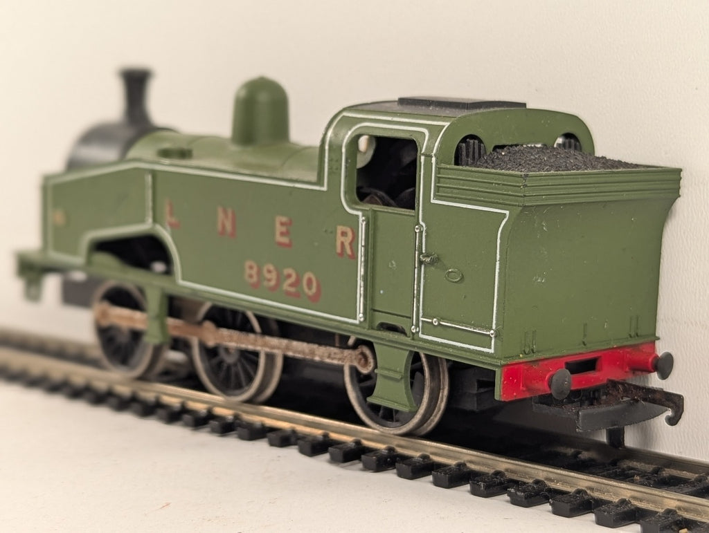 Lima OO Gauge Class J50 0-6-0T Steam Locomotive 8920 LNER Green Spares or Repair