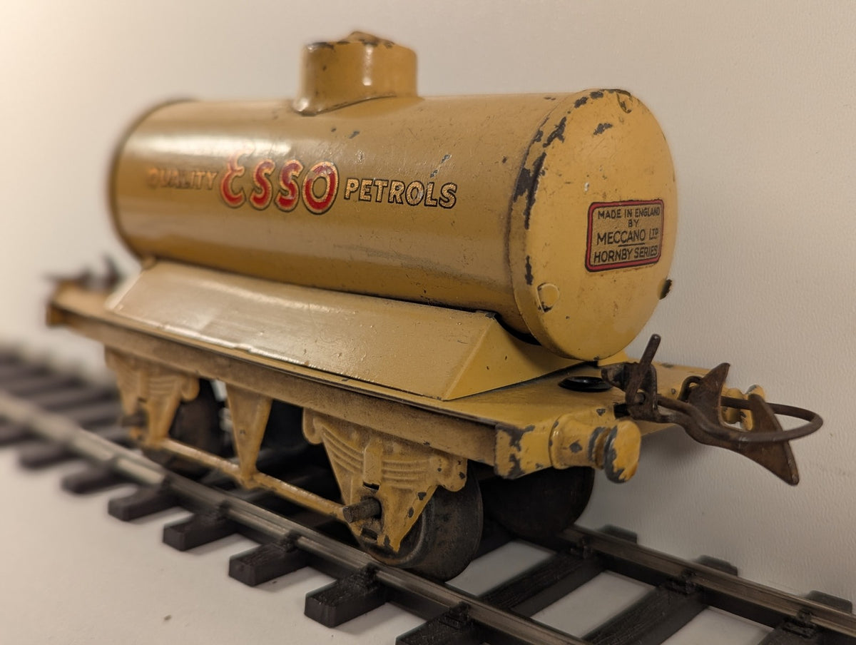 Hornby O Gauge No. 1 Esso Petrol Tank Wagon Goods Wagon Esso Yellow