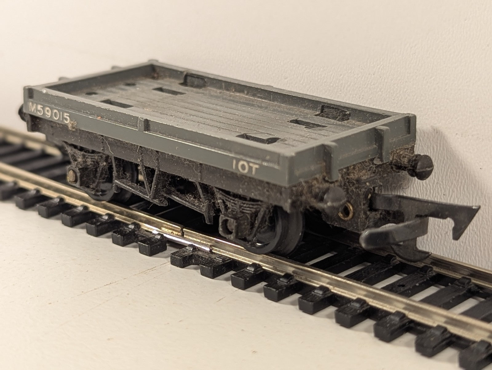 Tri-ang R17 OO Gauge Cable Drum Flat Wagon