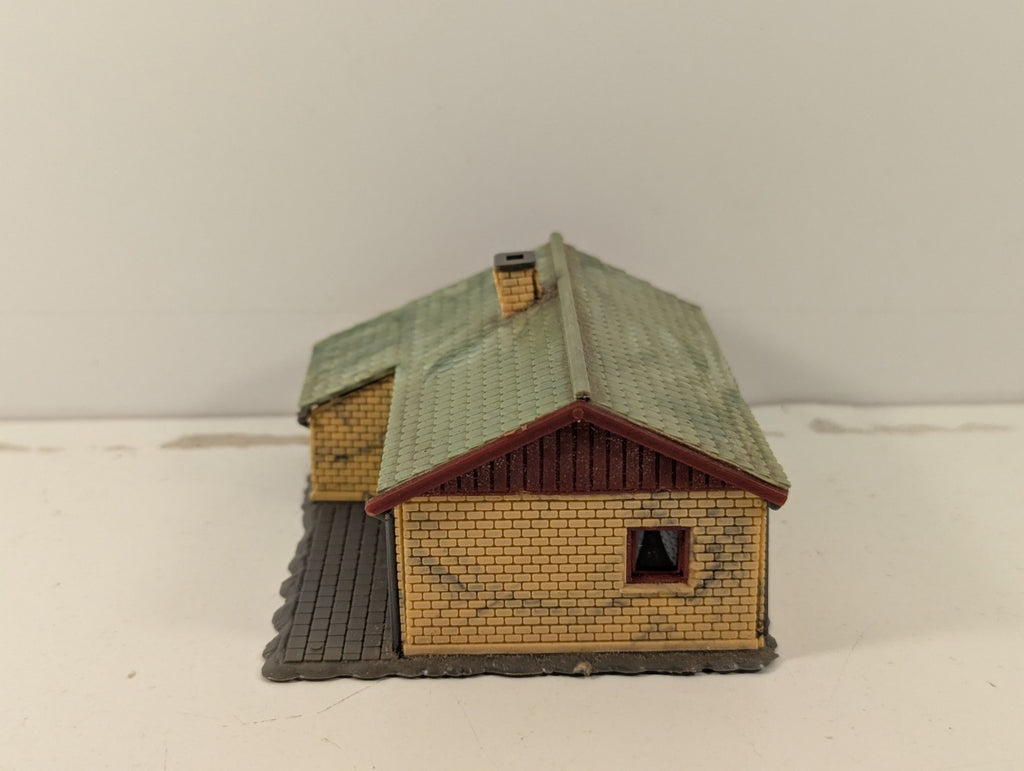 Heljan HO Gauge Tract House Kit