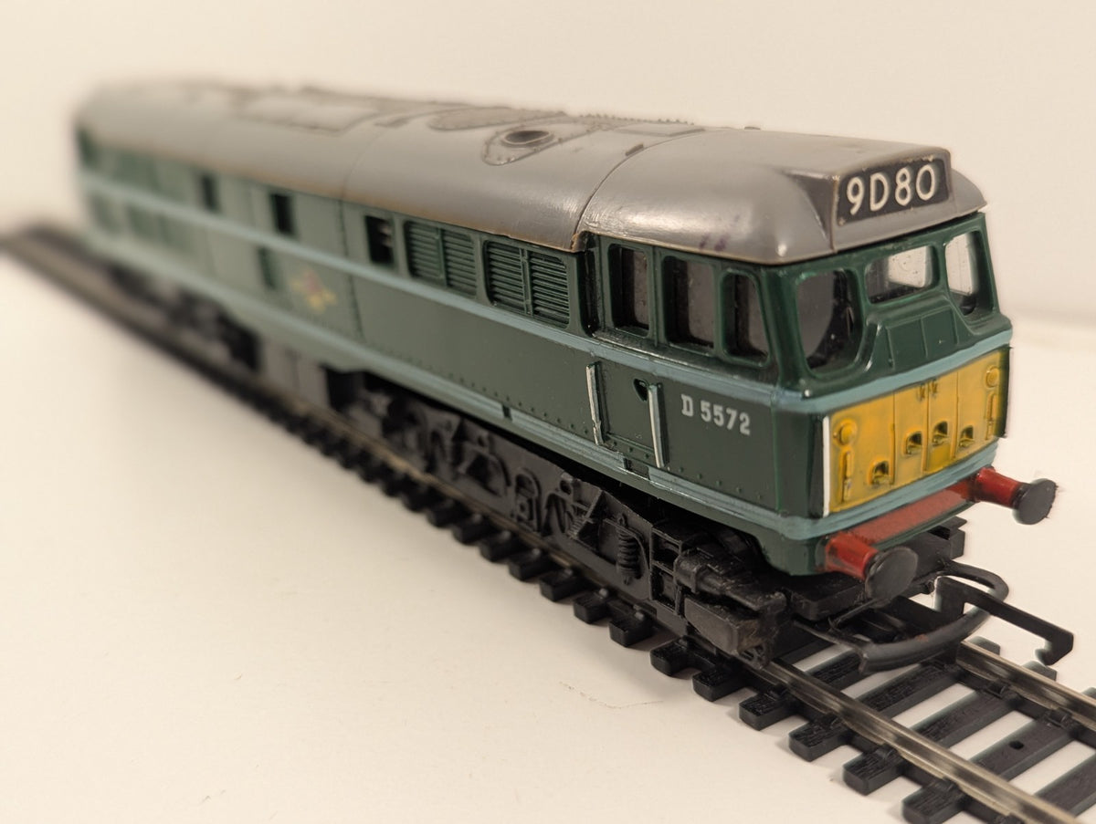 Hornby R357 OO BR Class 31 D5572 DCC Fitted Boxed