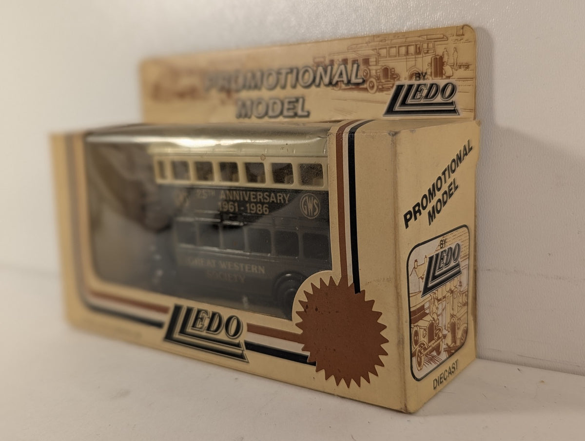 Lledo AEC Regent Double Decker Bus Die-cast Model Bus 814