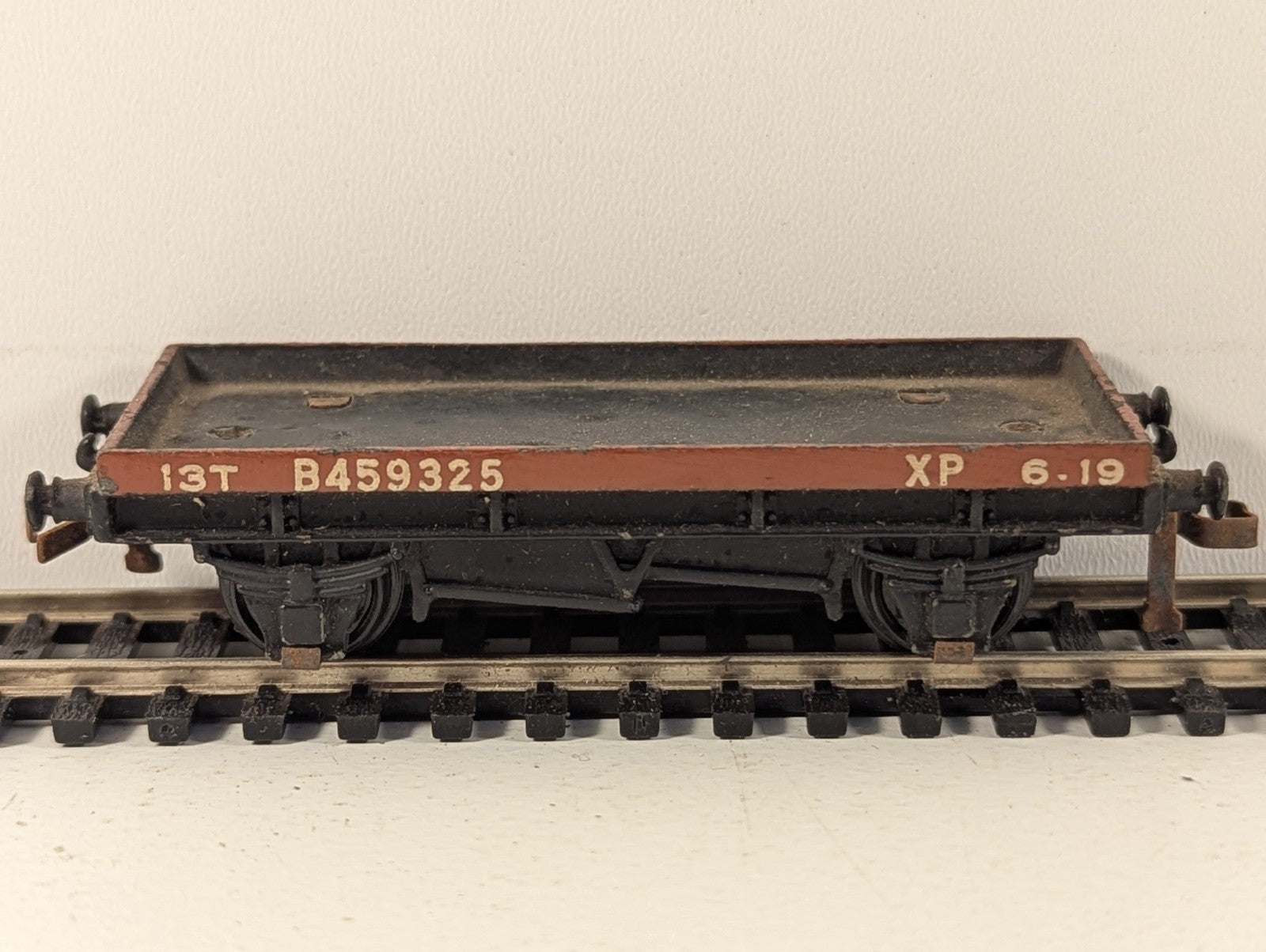 Hornby Dublo 13 Ton Low Sided Wagon OO Gauge - Boxed