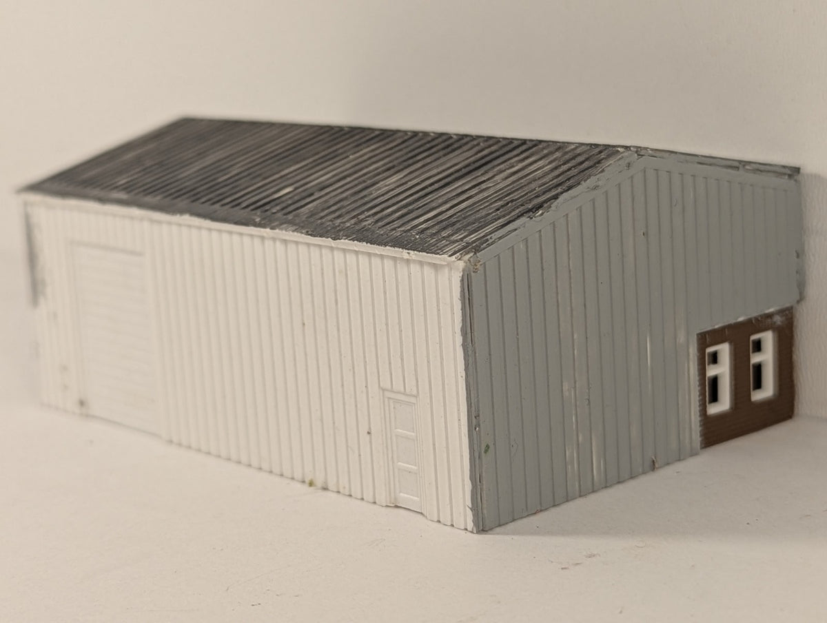 N Gauge Industrial Workshop / Office Building Grey, Brown and White