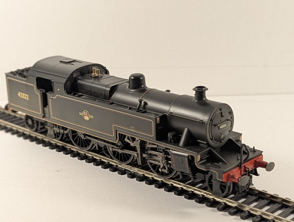 Hornby R2287 Class 4P 2-6-4T 42322 in BR black with late crest - weathered