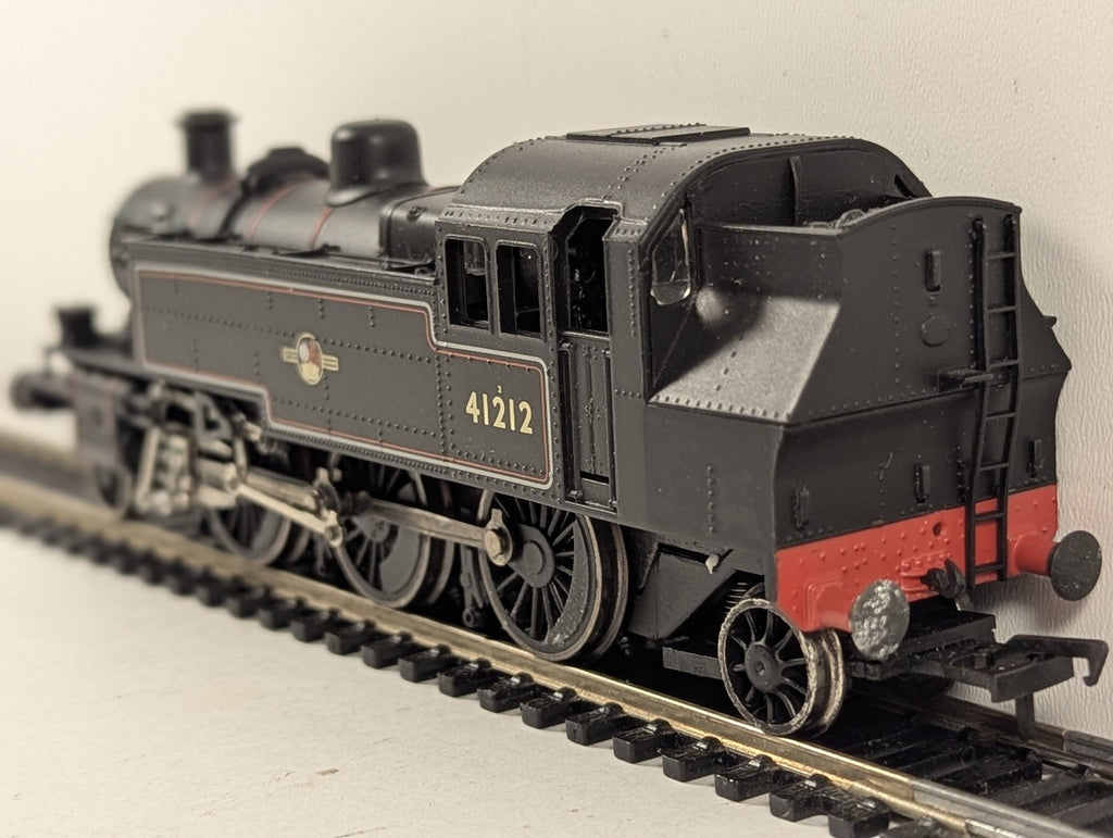 Bachmann OO Gauge Ivatt Class 2MT Tank Locomotive 41212