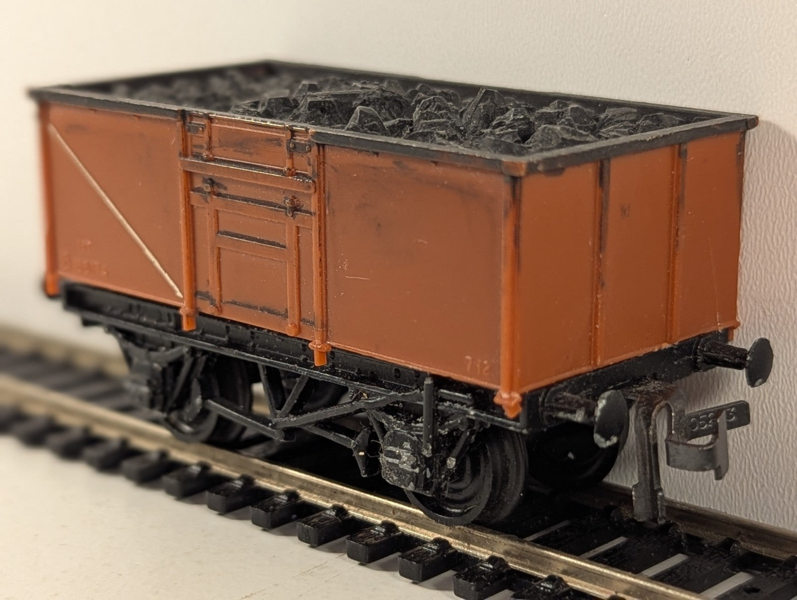 Trix BR 16 Ton Mineral Wagon OO Gauge