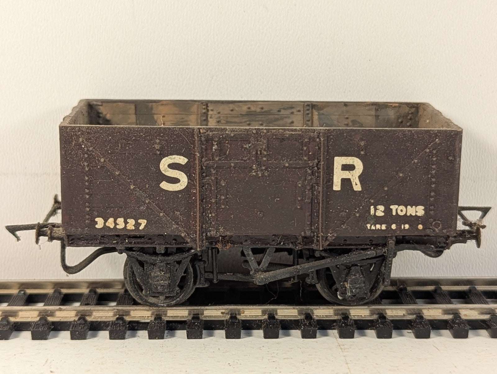 Kit Built OO Gauge SR 12 Ton Open Wagon 34327 SR Brown