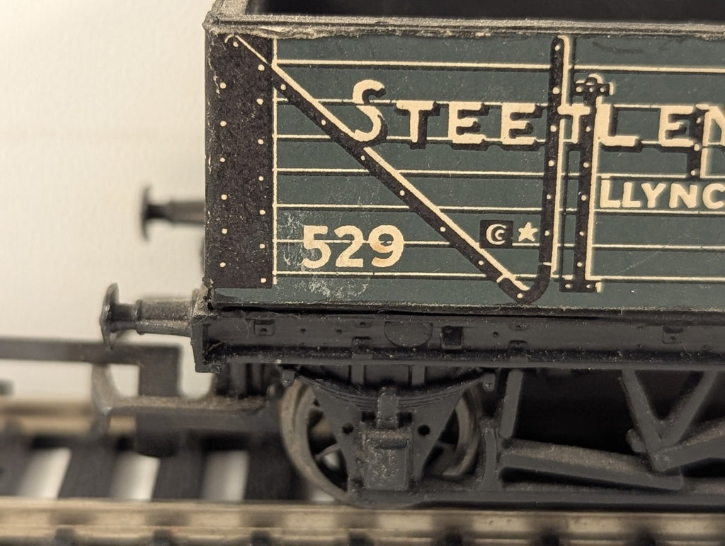 Dapol OO Gauge 7 Plank Open Wagon 'Steetley Co. Ltd.' Goods Wagon 529