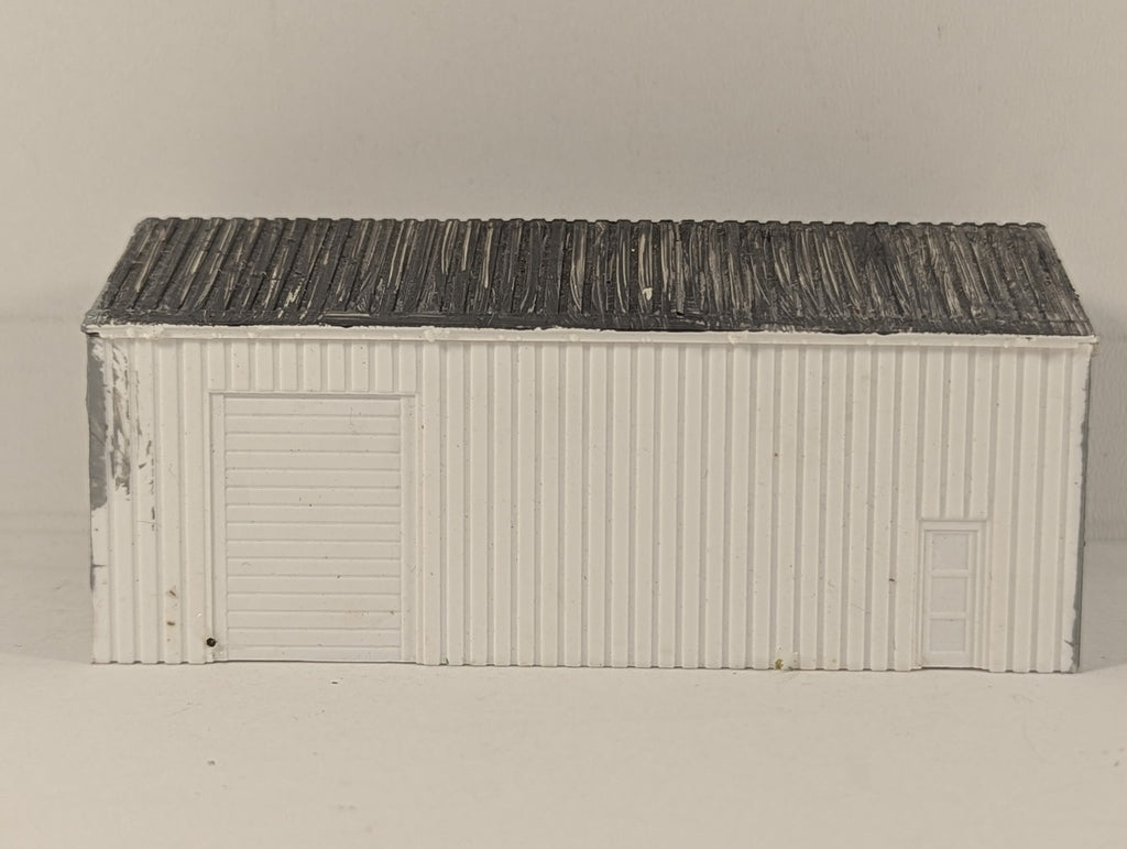N Gauge Industrial Workshop / Office Building Grey, Brown and White