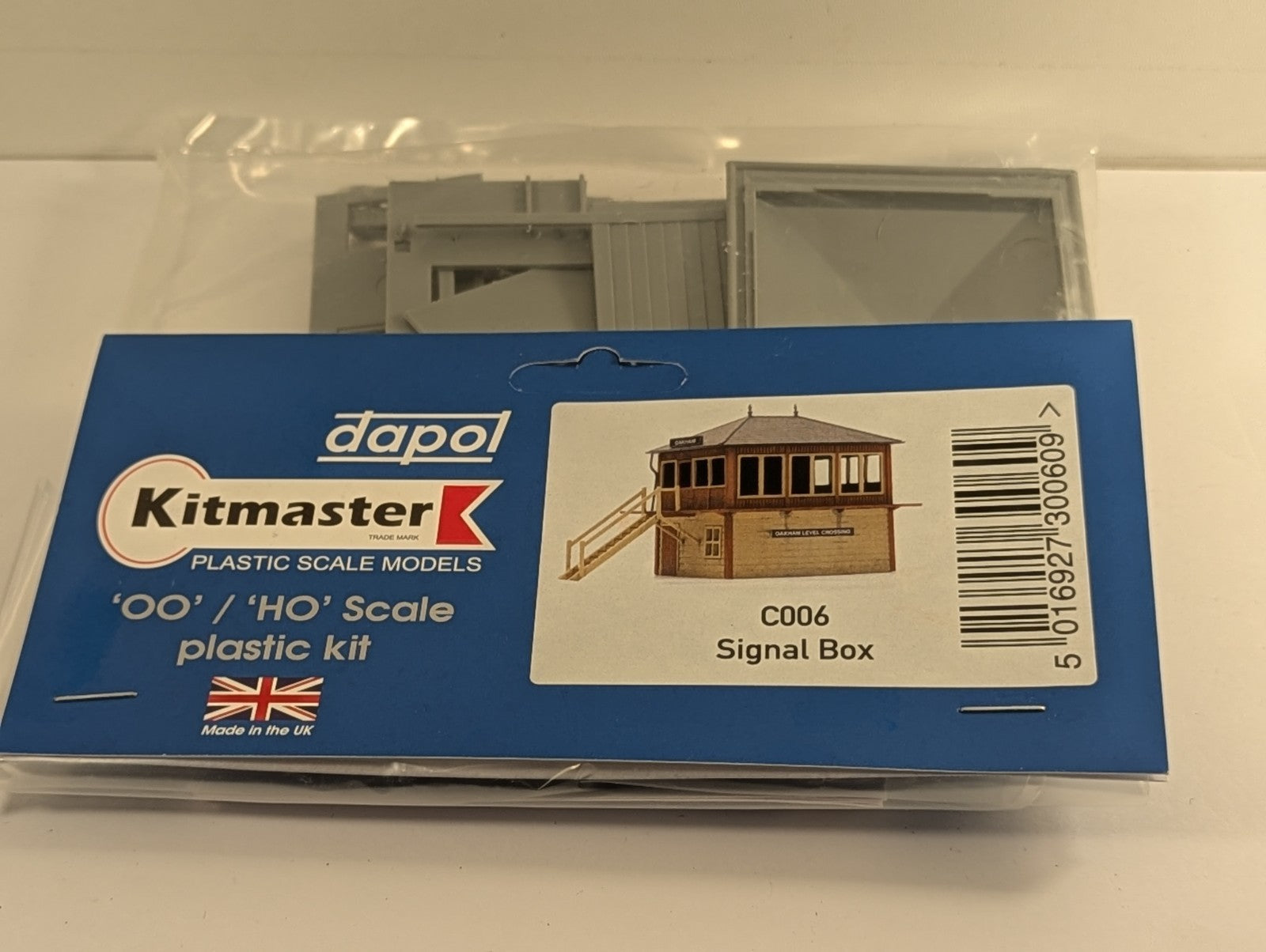 Dapol Kitmaster C006 OO HO Scale Signal Box Plastic Kit